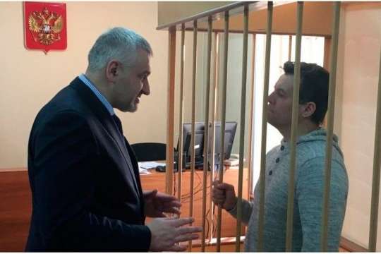Марк Фейгін: Роман Сущенко має шанс на обмін і звільнення попри свою впертість
