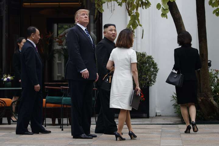 Лідери США і КНДР не досягли угоди на саміті