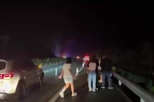 На півдні Китаю обрушилася автомагістраль